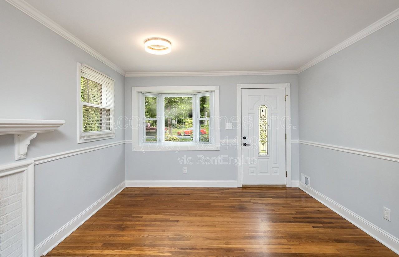 7329 Marc Dr - Photo 2 of 28