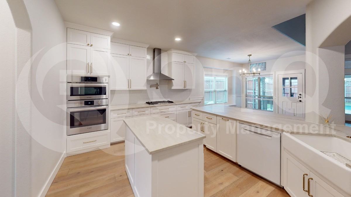 12368 Willowgate Dr - Photo 3 of 32