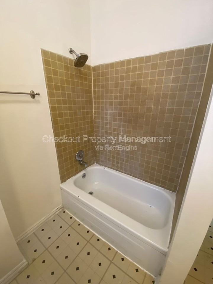 2727 Accomac St - Photo 6 of 9