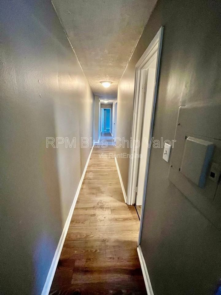 514 Oliver St - Photo 7 of 11