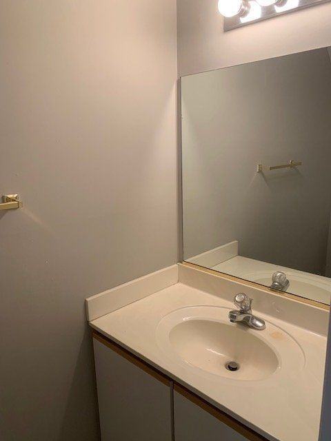 1212 Allen Rd - Photo 5 of 15