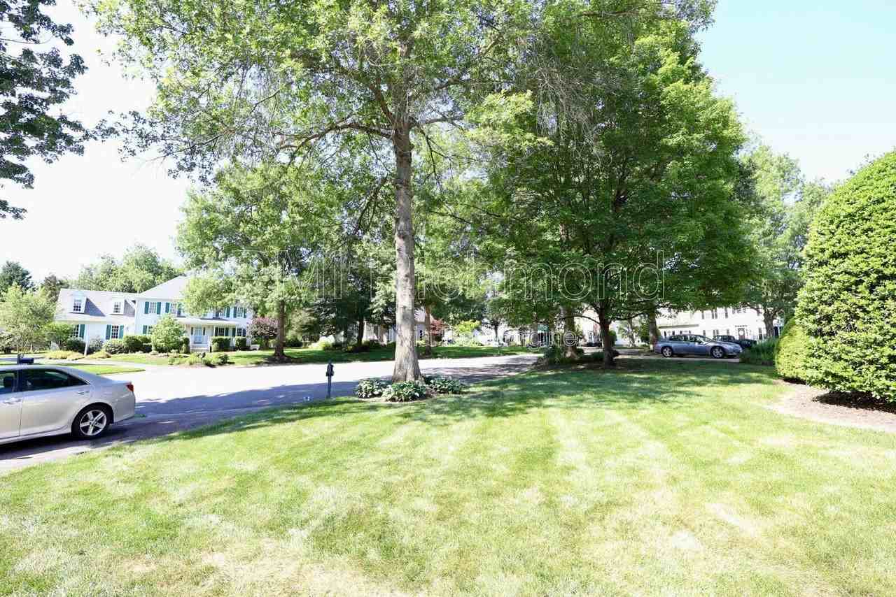 6004 Manor Park Ter - Photo 5 of 45