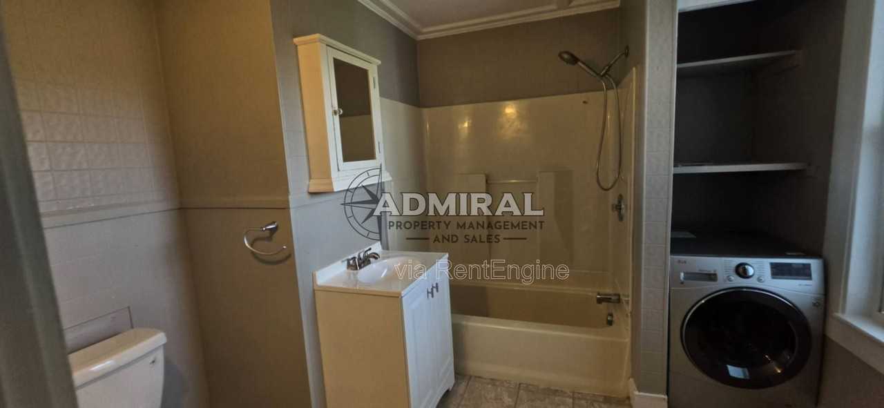 21 Knight St #1 - Photo 5 of 9