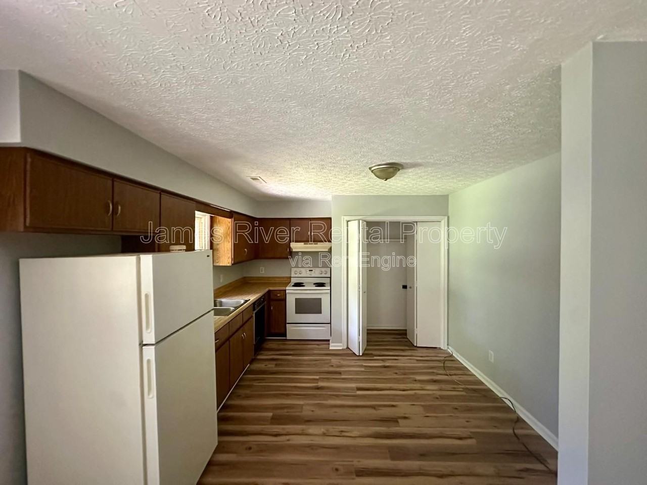 105 Daniel St #105B - Photo 2 of 13