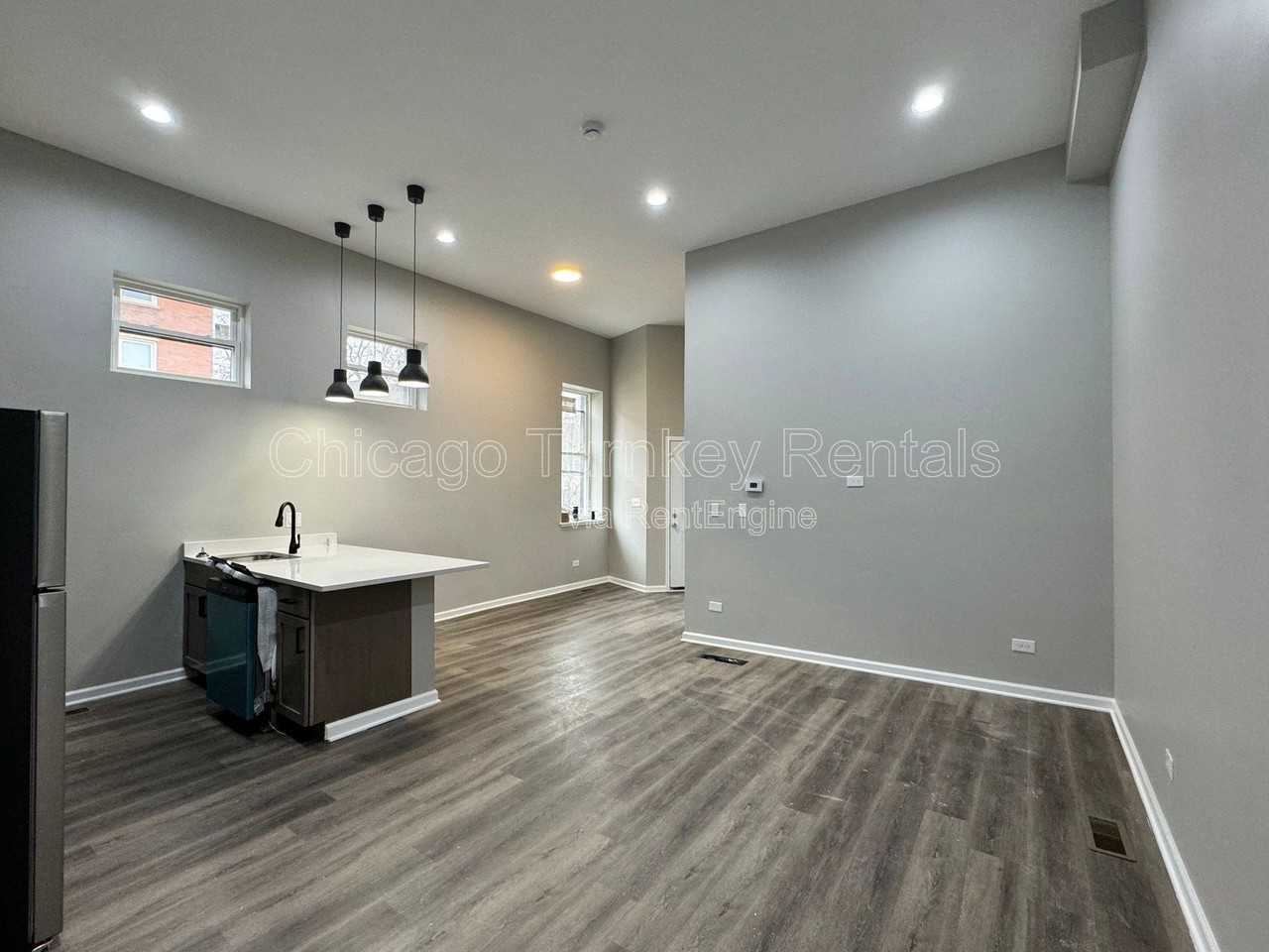 2361 S Whipple St #1F - Photo 4 of 15
