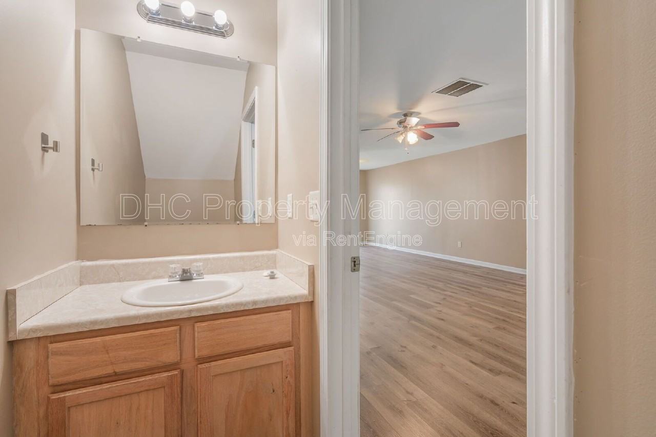 6494 Snowbird Ln - Photo 4 of 12
