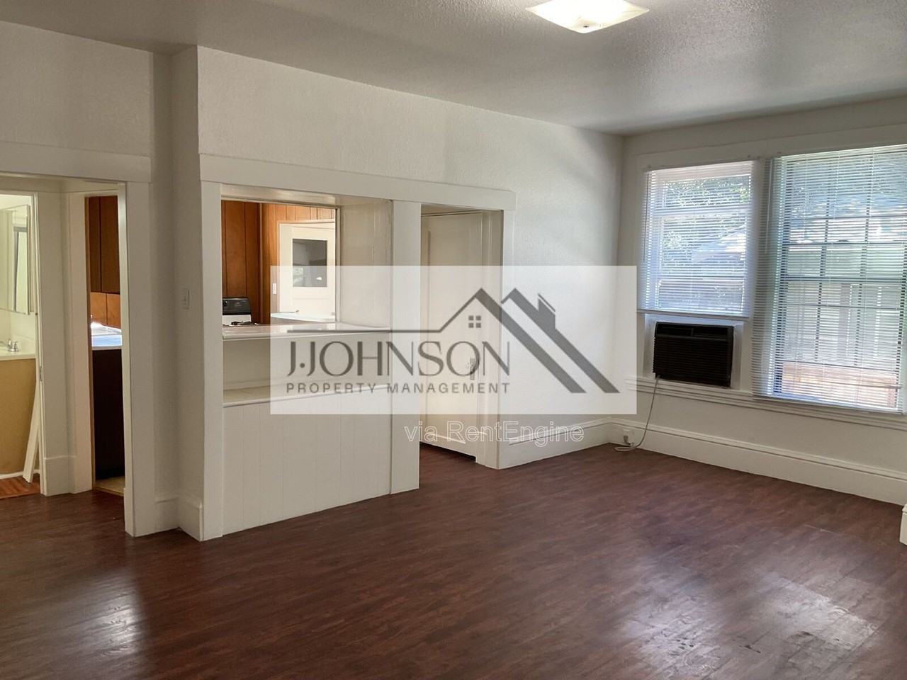 830 N Van Buren St #B - Photo 2 of 9