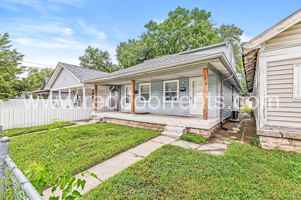featured image of 970 Edgemont Ave
