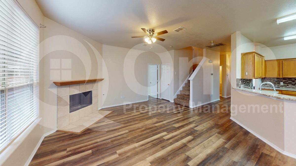 4009 Apple St - Photo 6 of 24