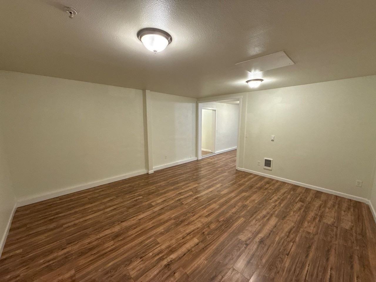 200 Railroad Ave #8 - Photo 6 of 26