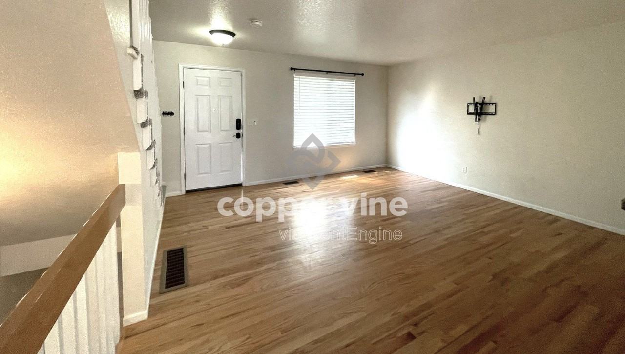 1599 Brimble Dr - Photo 2 of 27
