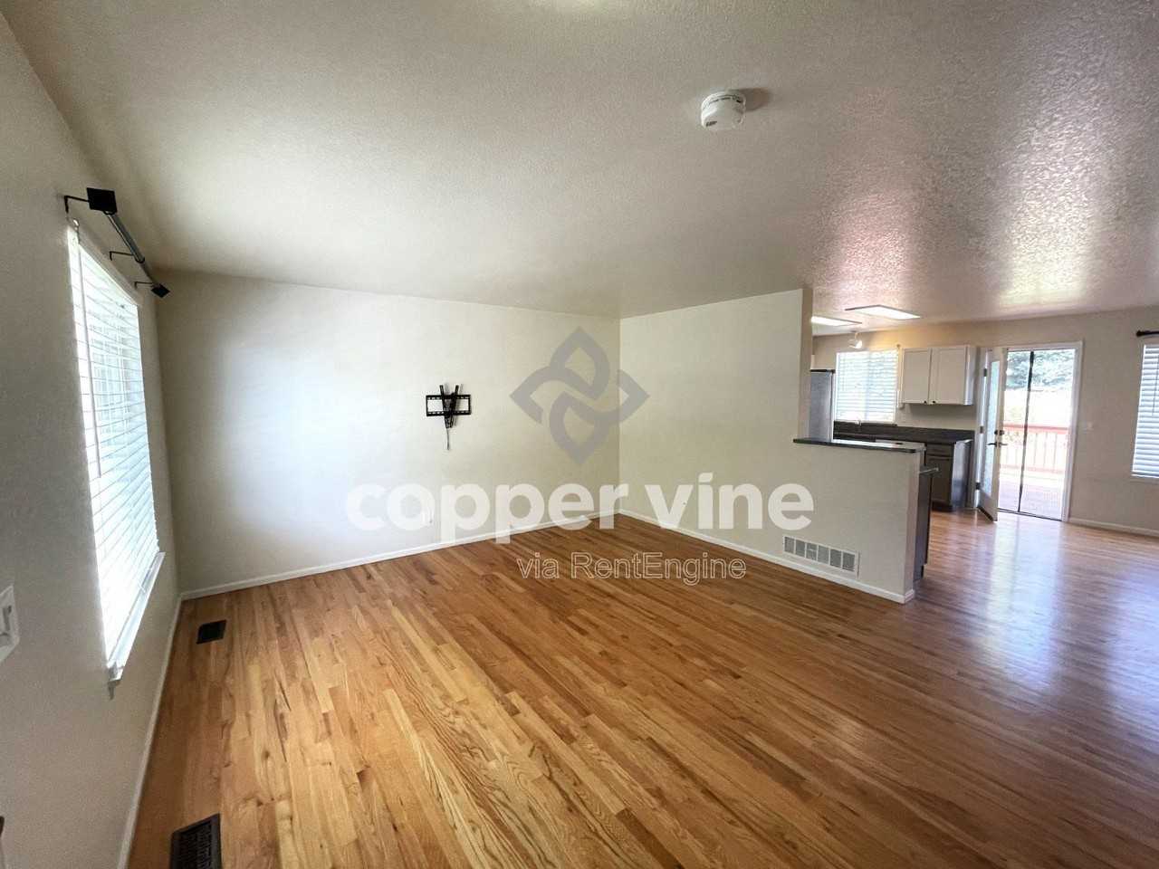 1599 Brimble Dr - Photo 4 of 27
