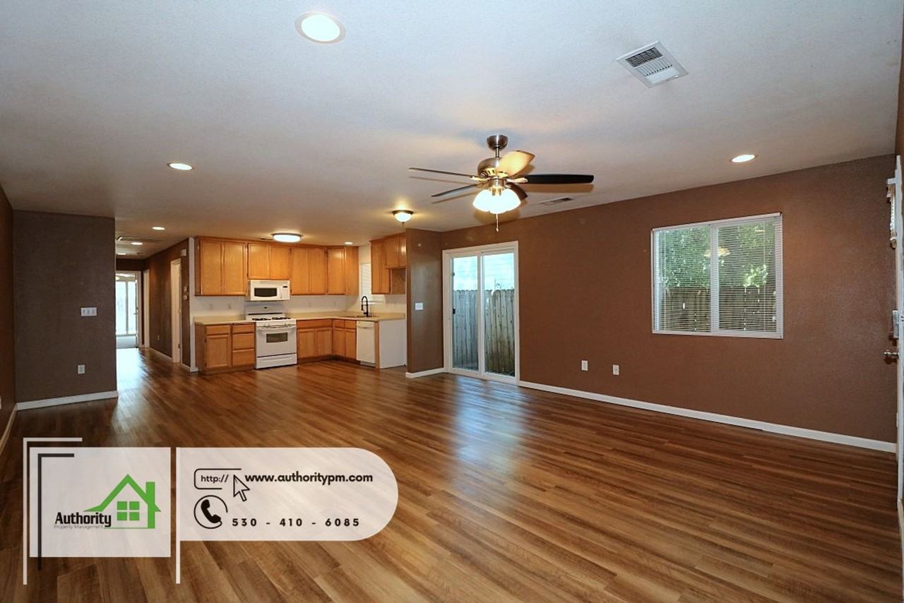 1108 Grange St #B - Photo 5 of 19