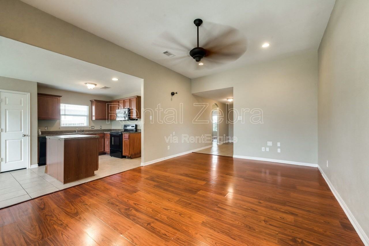 517 Misty Mountain Dr - Photo 4 of 19
