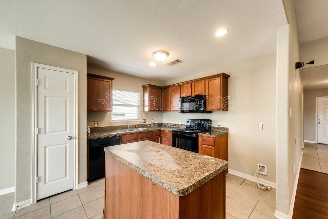 517 Misty Mountain Dr - Photo 5 of 19
