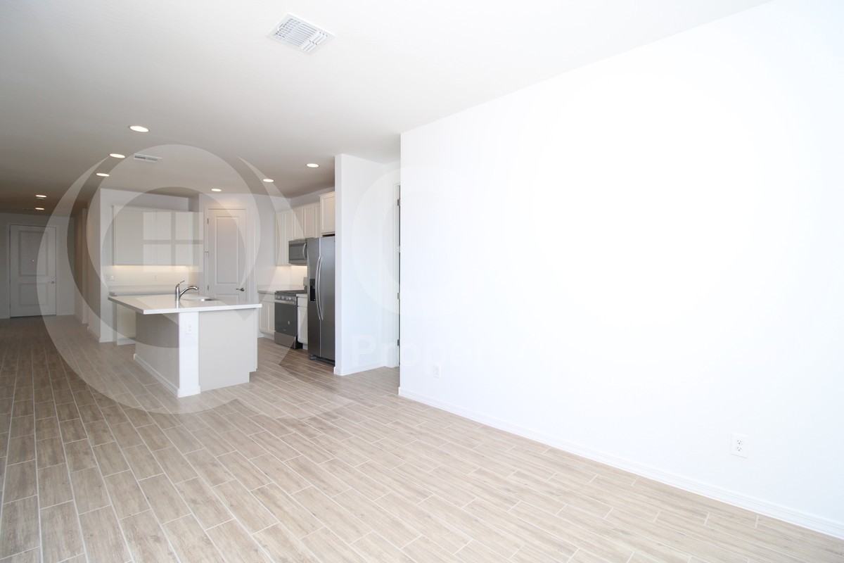 6126 S Emery - Photo 6 of 29