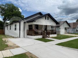featured image of 2209 Wellington St