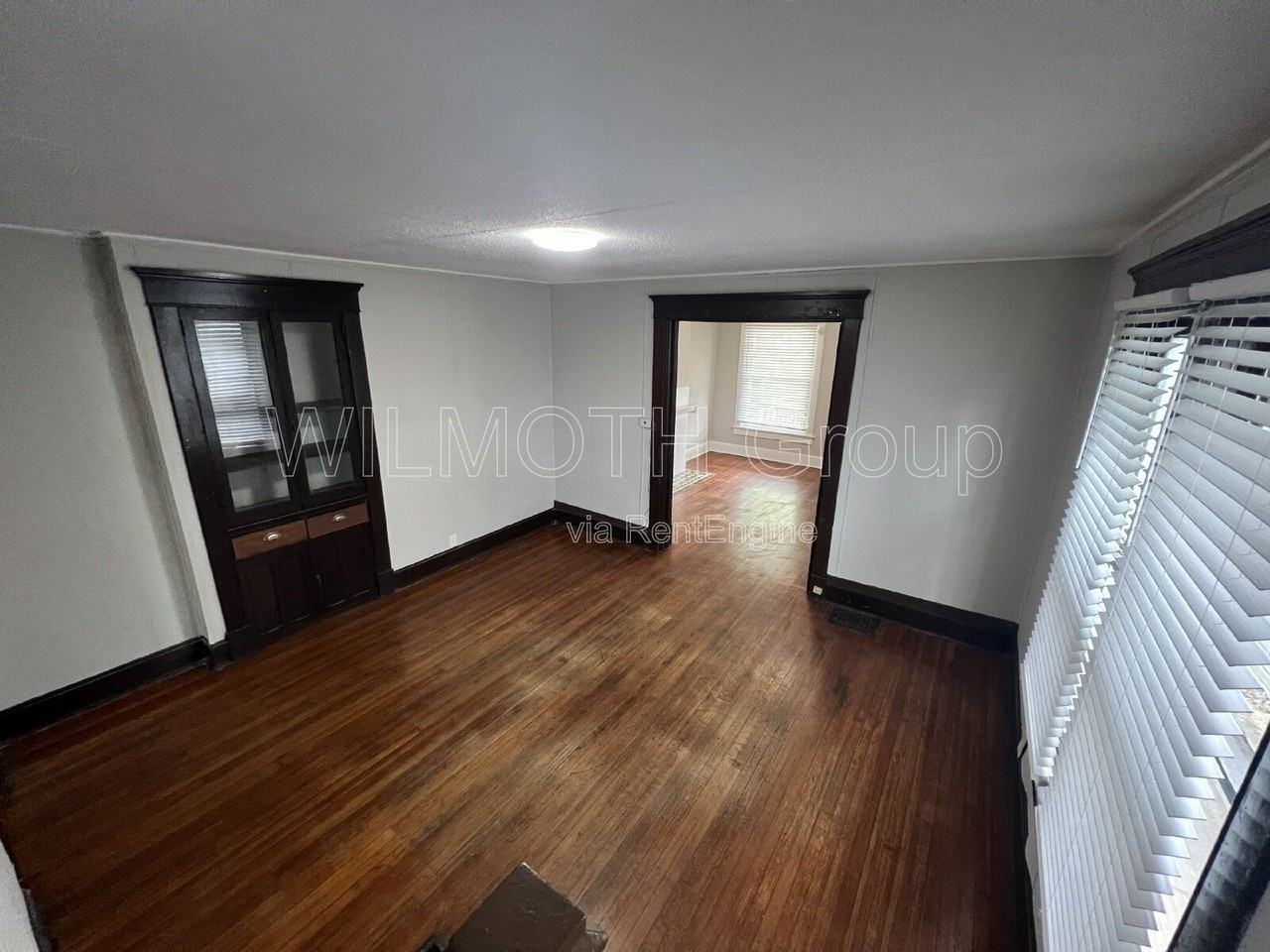 826 N Beville Ave - Photo 4 of 21