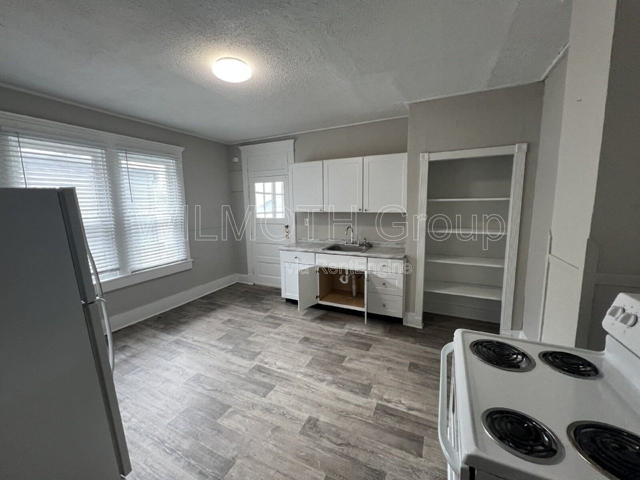 826 N Beville Ave - Photo 7 of 21