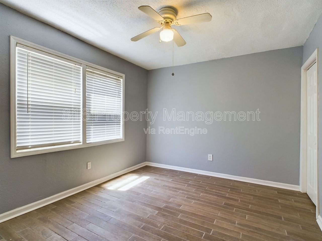 2938 Flora Ave #1S - Photo 5 of 16