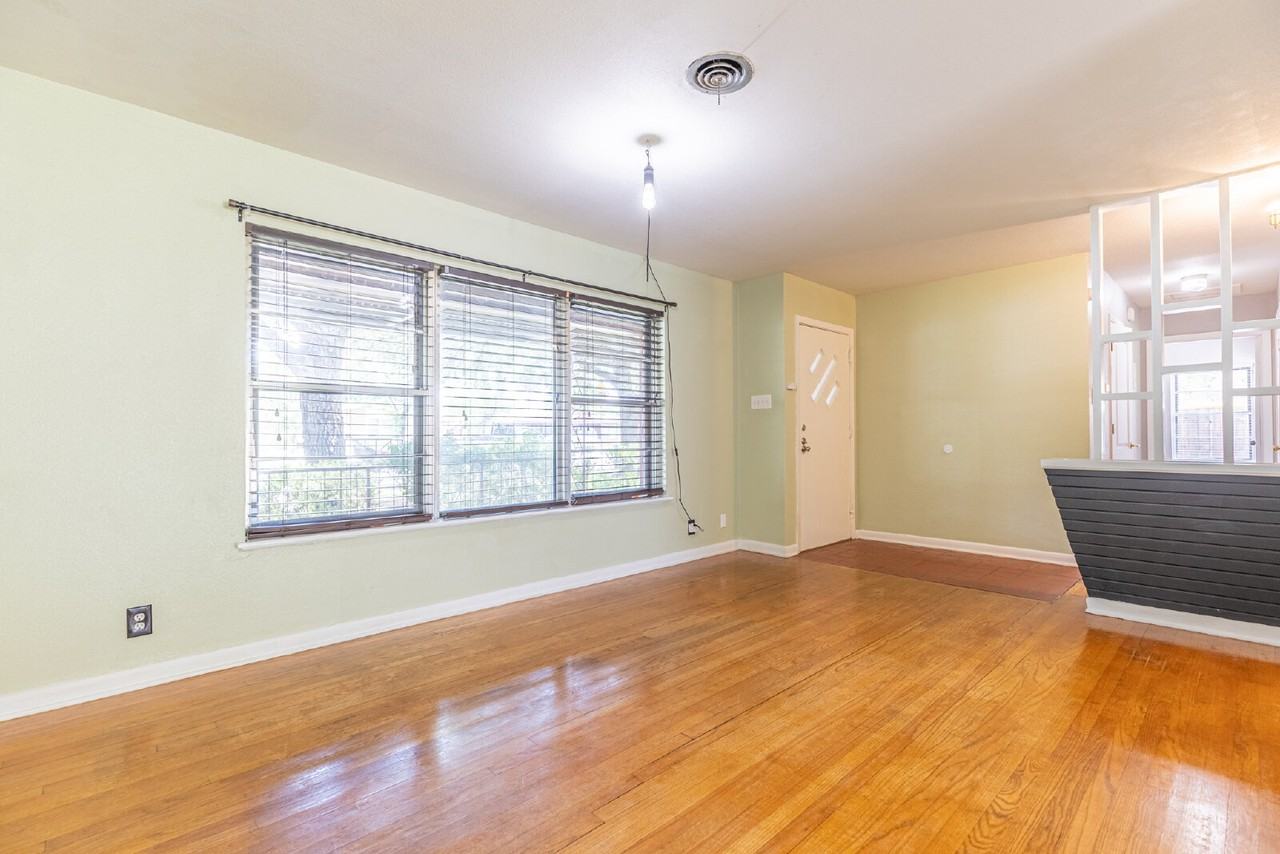 422 Sandalwood - Photo 7 of 29