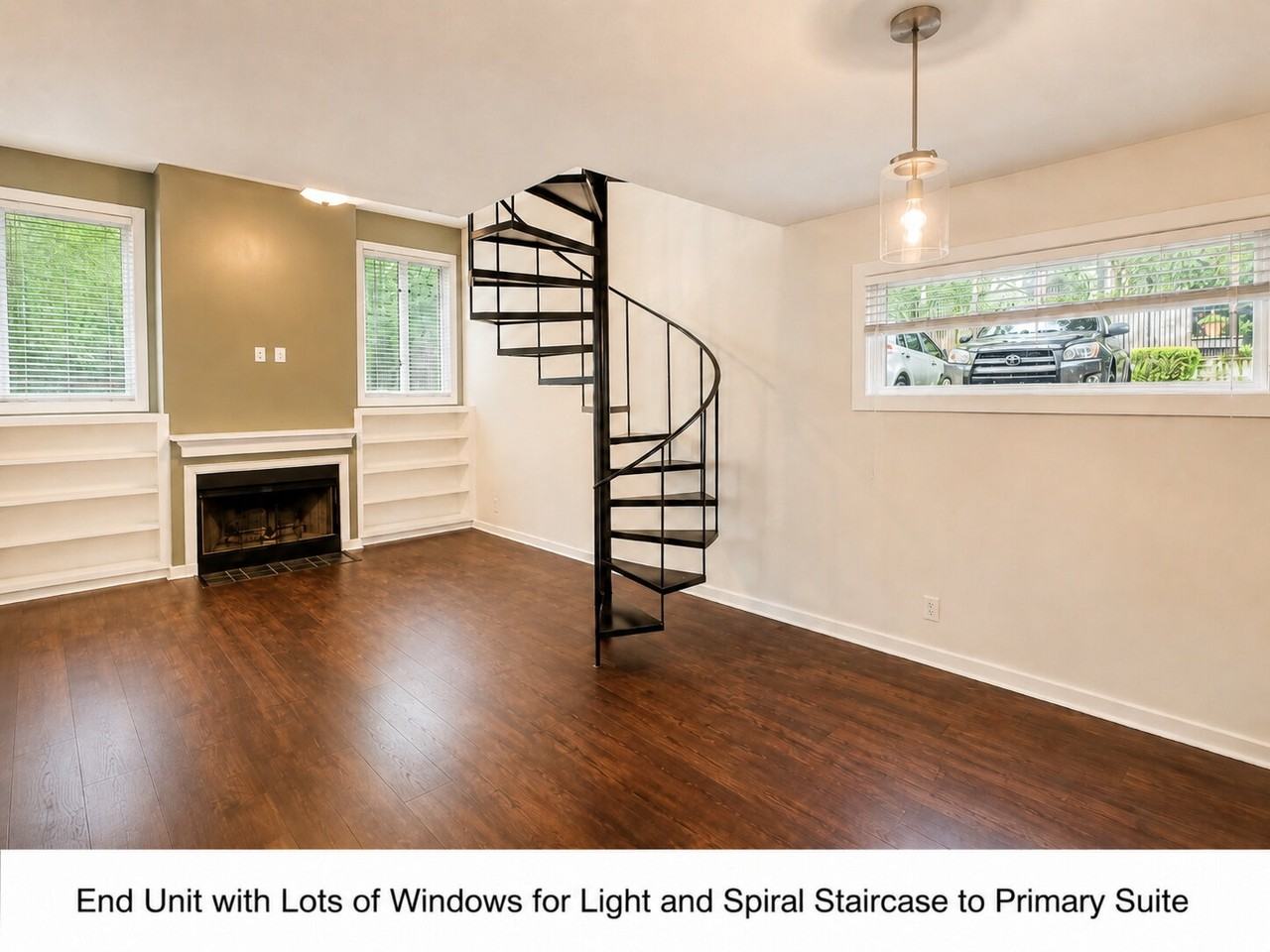 836 Saint Charles Ave Ne #A - Photo 4 of 15