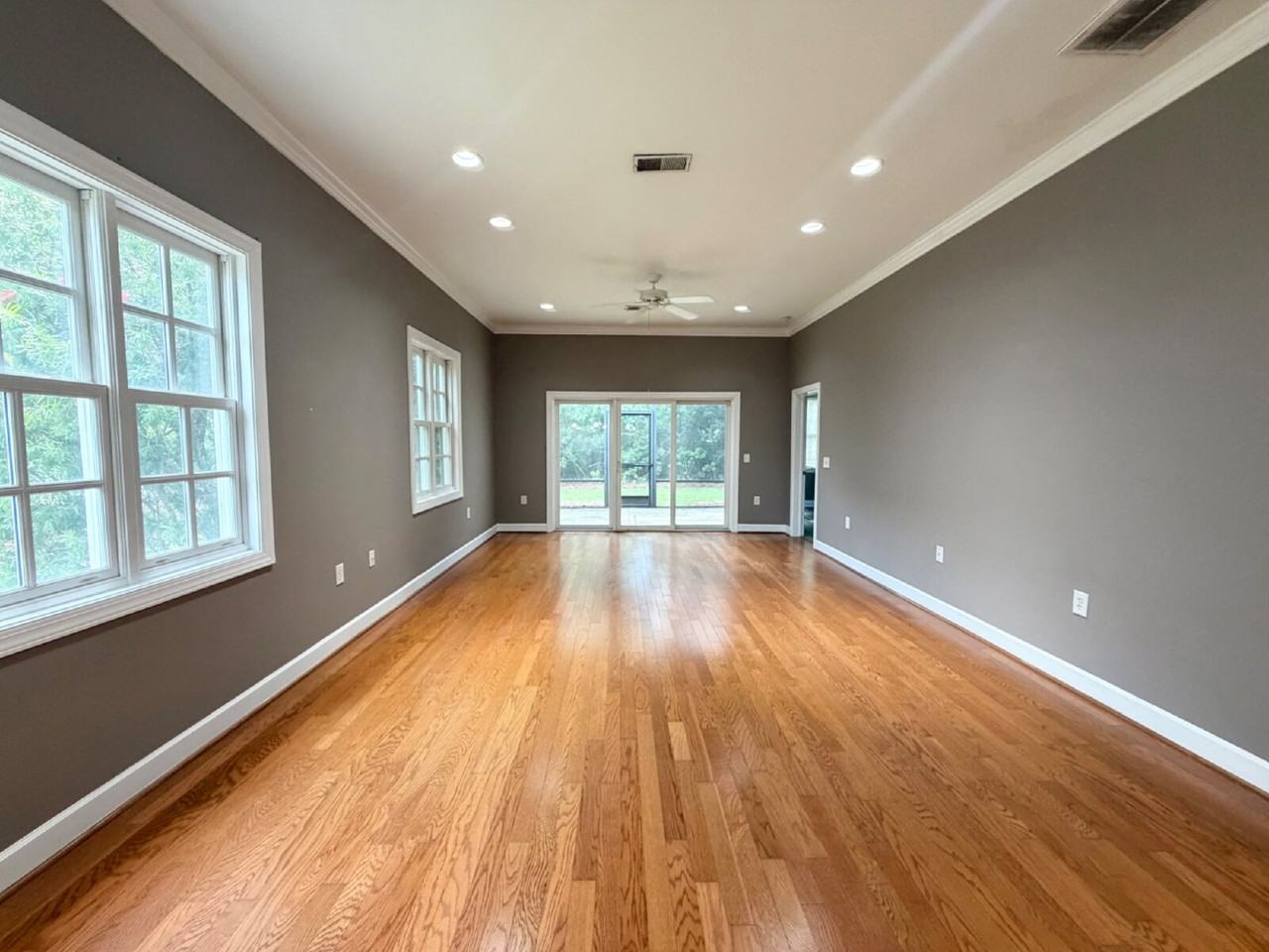 33 Augustine Rd - Photo 2 of 22