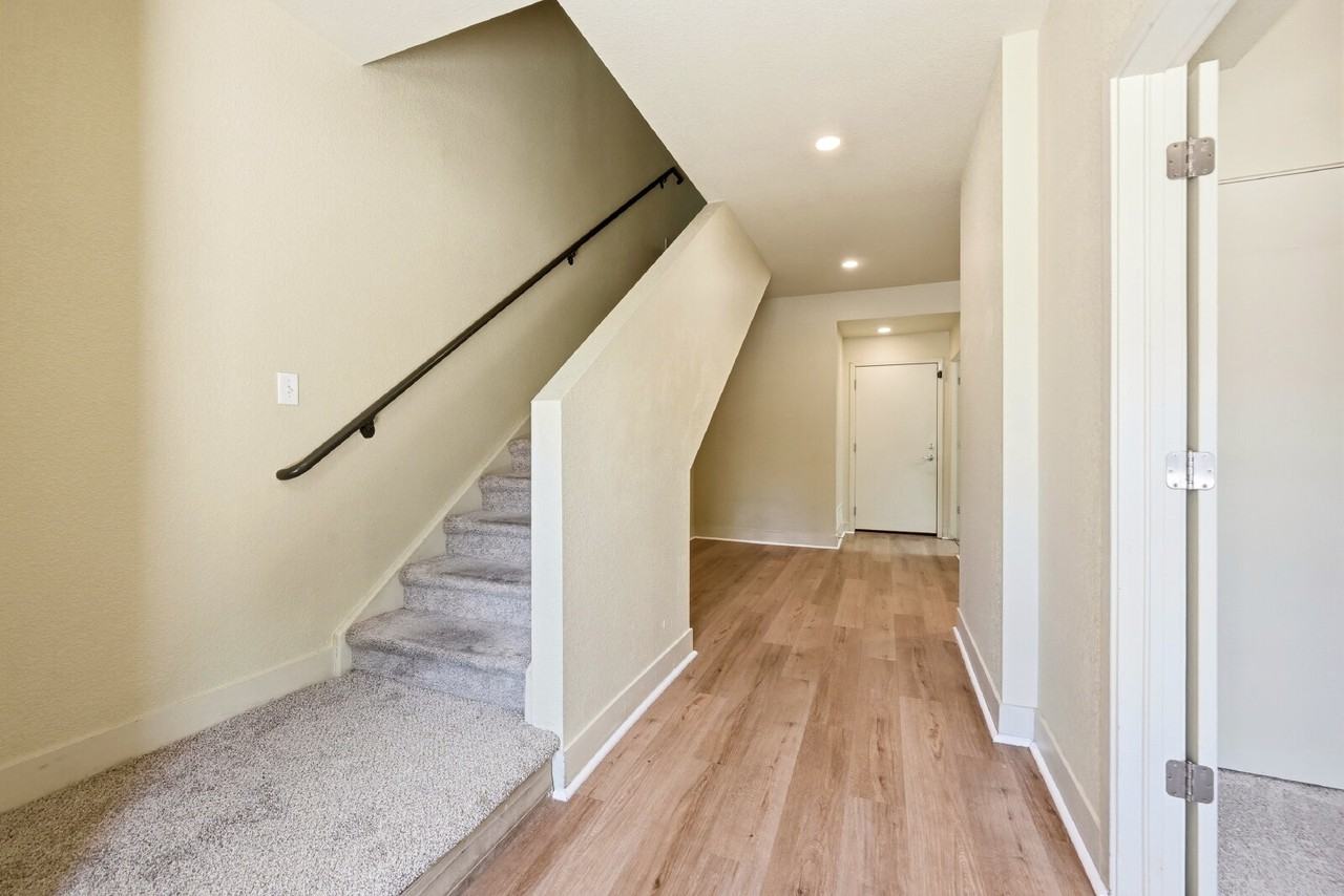 2388 S Wheeling Cir - Photo 5 of 39