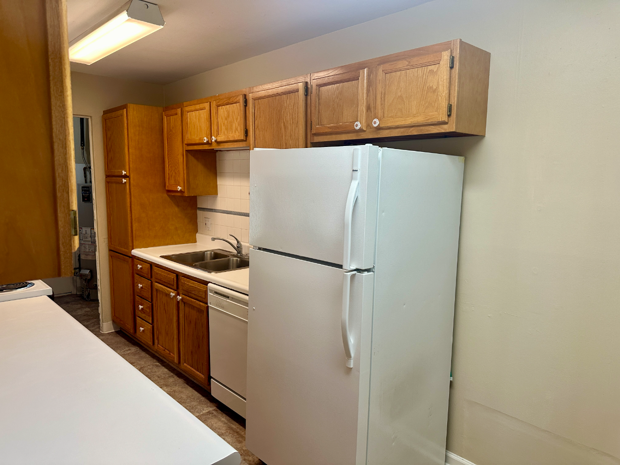 3201 S Eudora St - Photo 6 of 13