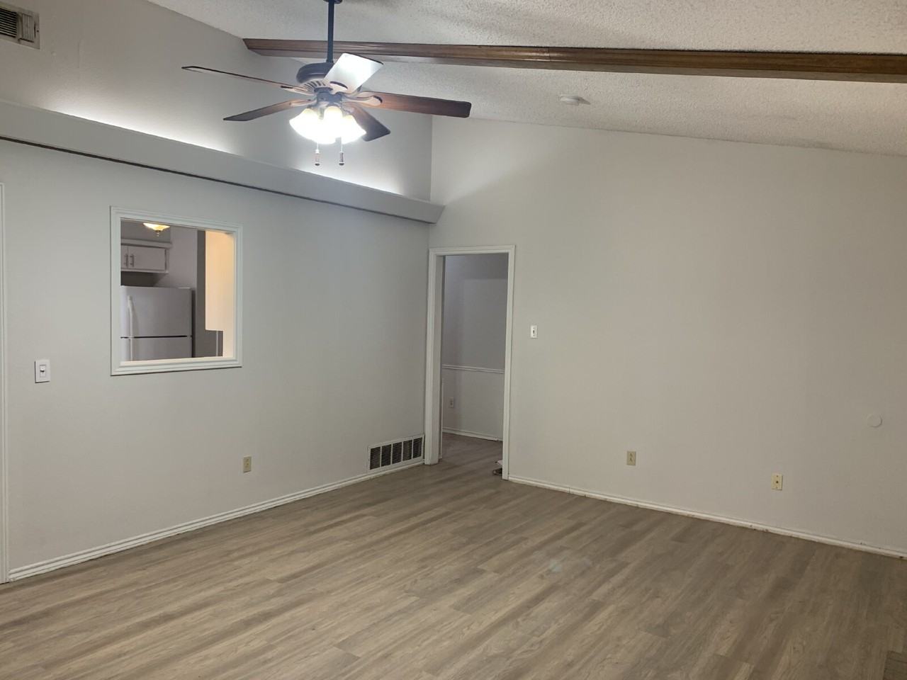 408 Ironton Ave - Photo 2 of 12
