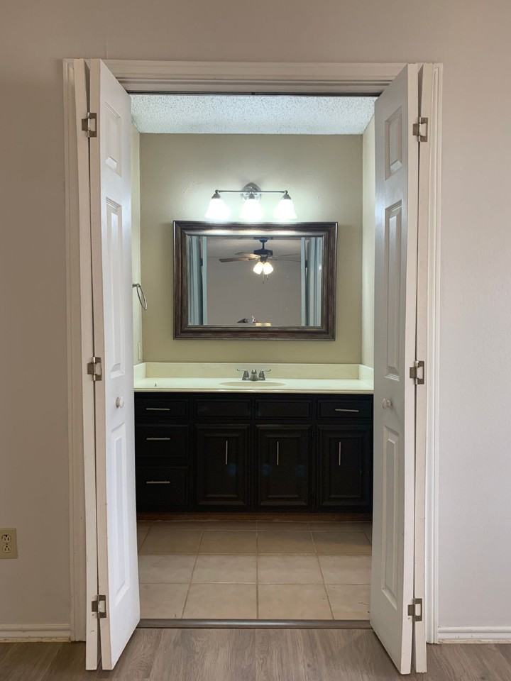 408 Ironton Ave - Photo 6 of 12