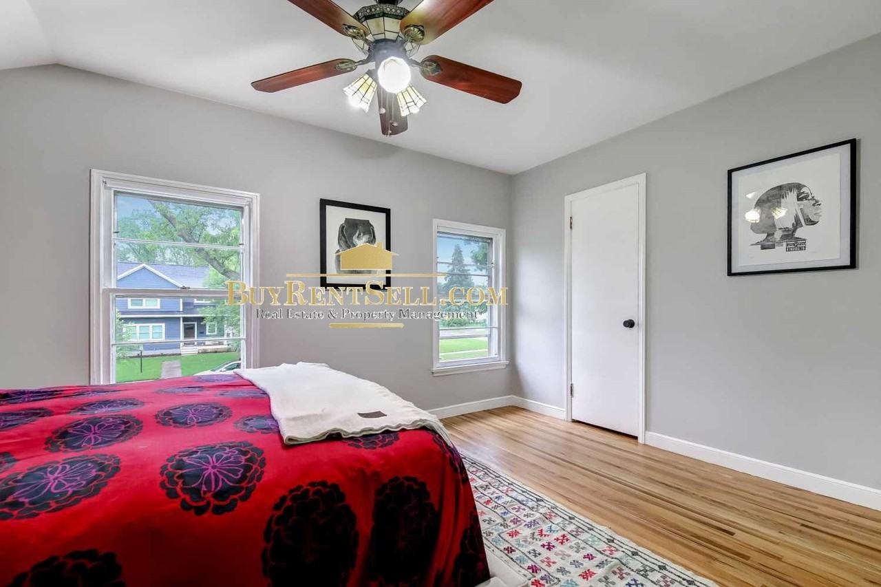 2848 Kentucky Ave S - Photo 7 of 16
