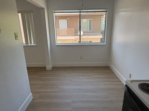 1643 62nd St - Photo 3 of 22