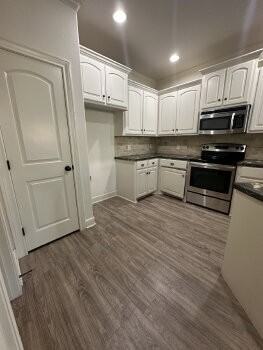 6109 73rd St #A - Photo 6 of 20