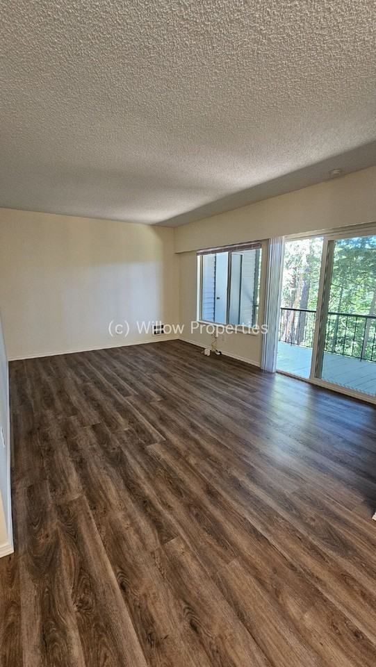 8301 Zircon Dr Sw - Photo 3 of 8