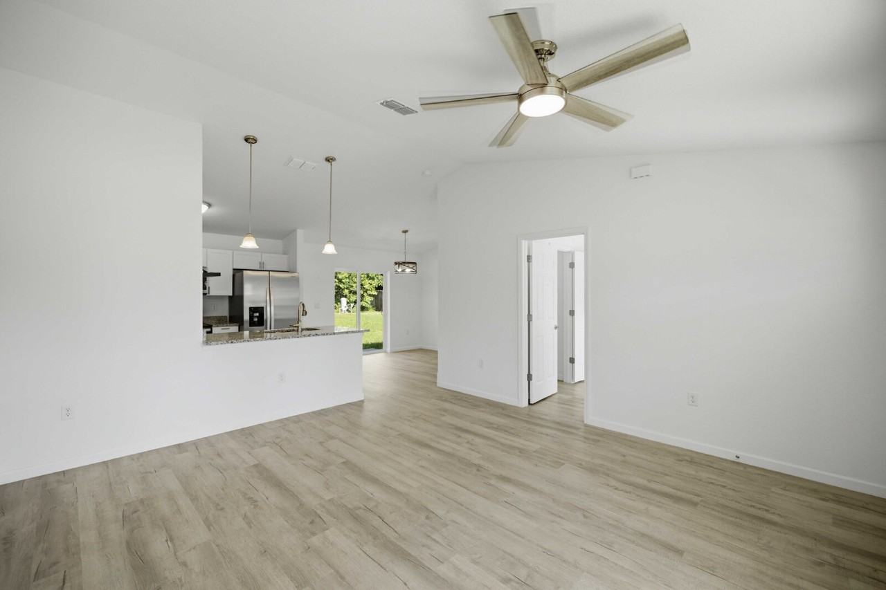 6488 Nw 13th Ave - Photo 2 of 23