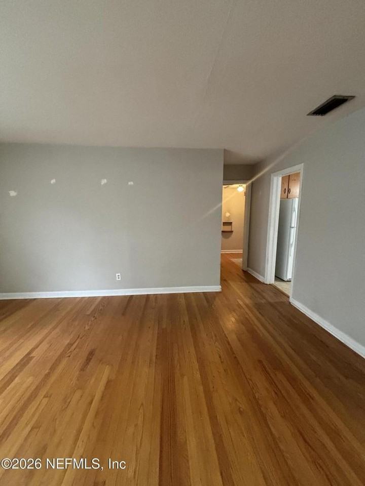 6340 Colgate Rd - Photo 5 of 22