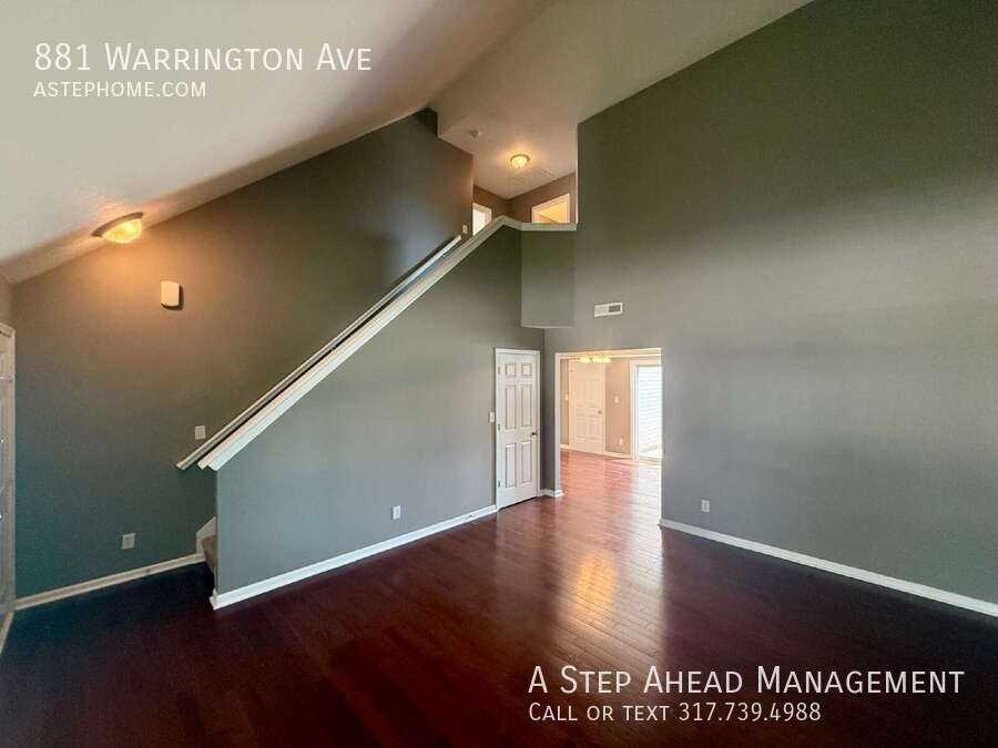 881 Warrington Ave - Photo 5 of 24