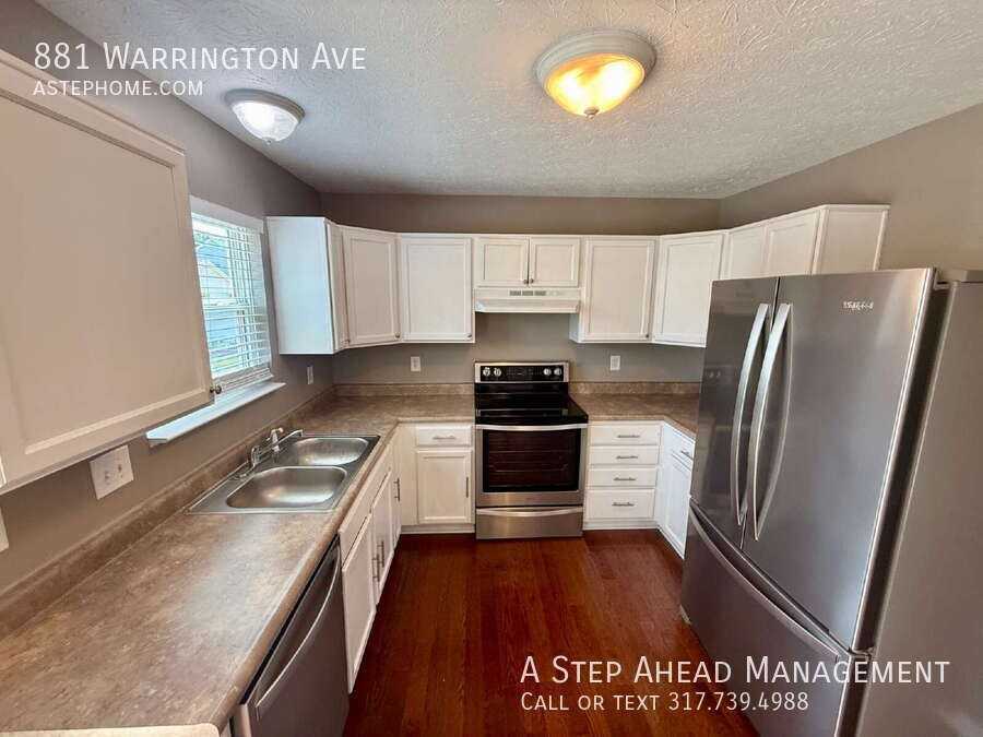 881 Warrington Ave - Photo 7 of 24