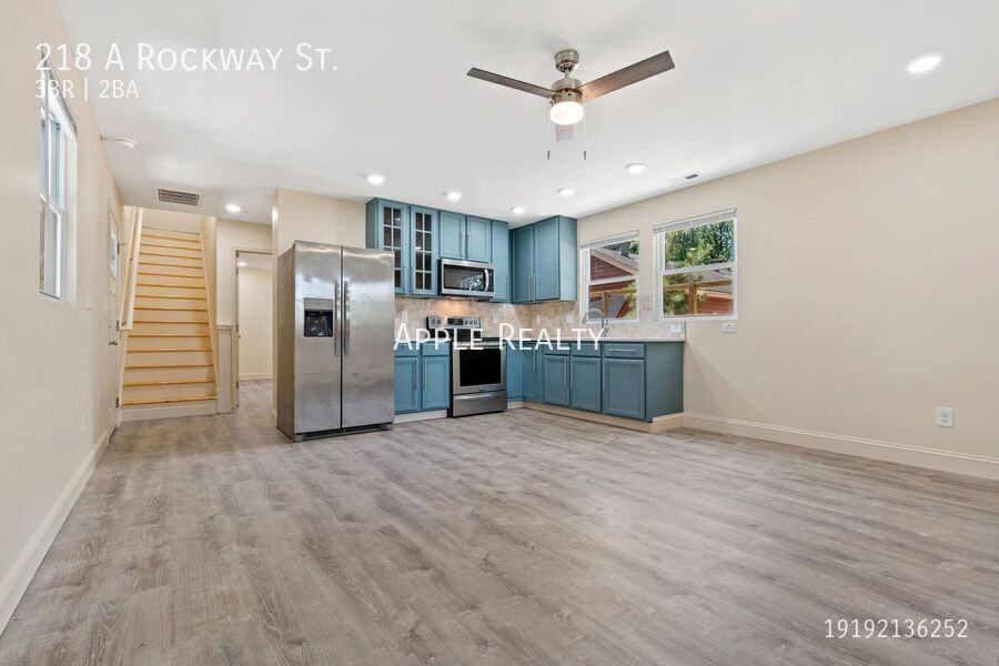 218A W Rockway St - Photo 4 of 18
