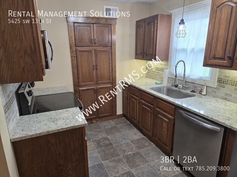 5425 Sw 13th St - Photo 5 of 26