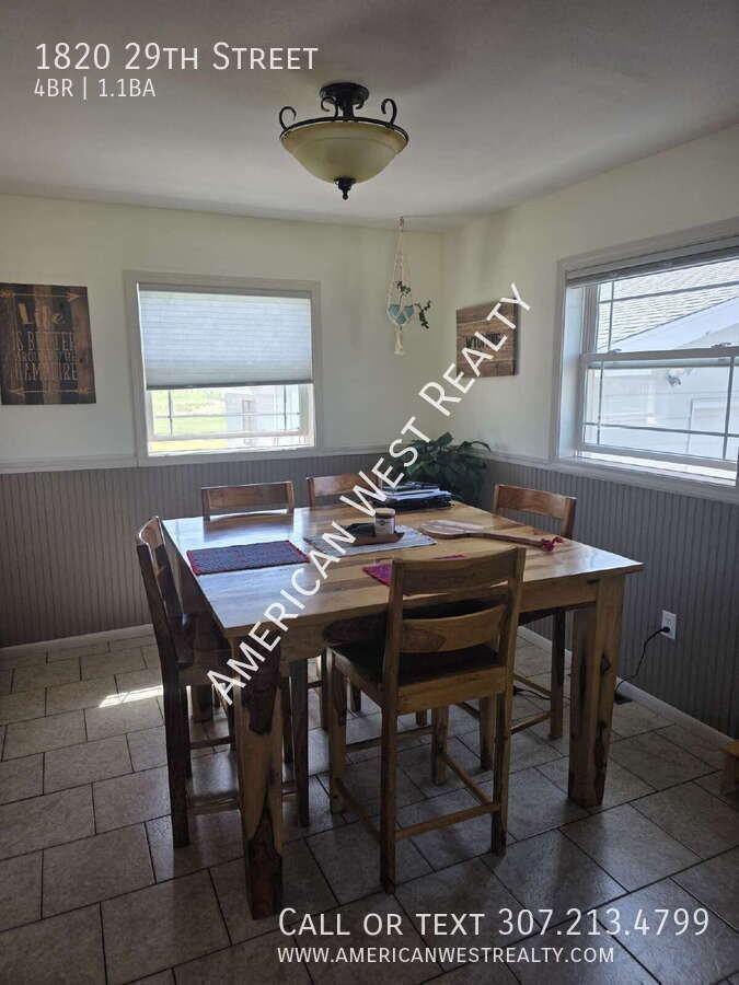 1820 29th St - Photo 3 of 11