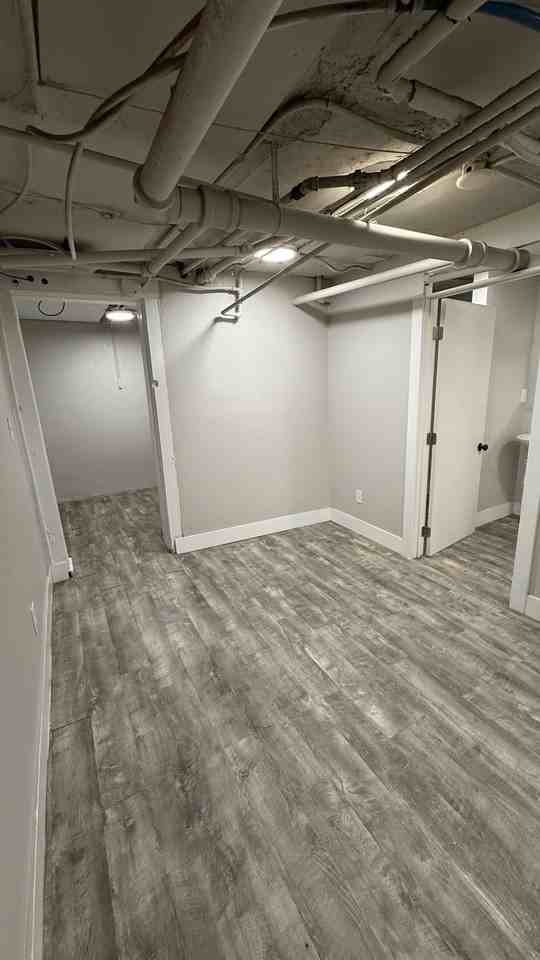 1075 N Clarkson St #15 - Photo 5 of 28