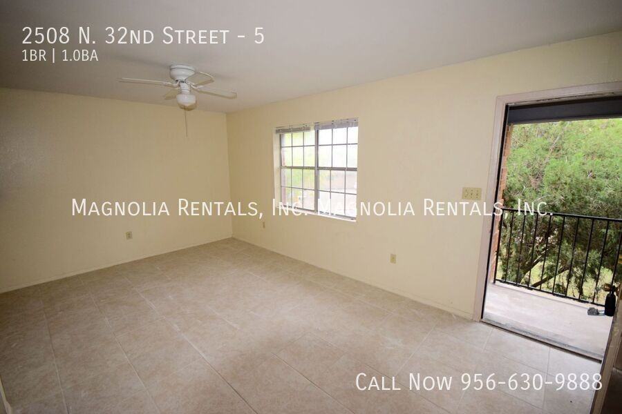 2508 N 32nd St #5 - Photo 3 of 5