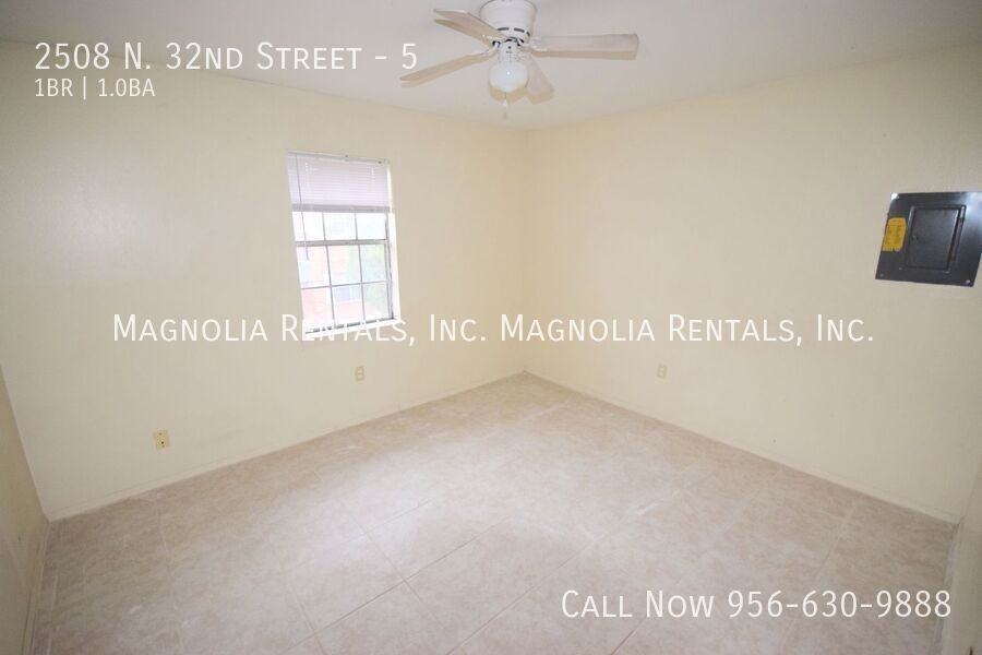 2508 N 32nd St #5 - Photo 5 of 5