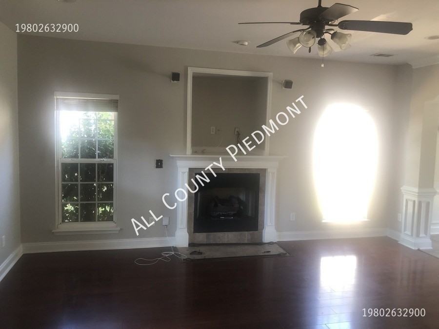 13214 Meadowmere Rd - Photo 3 of 6