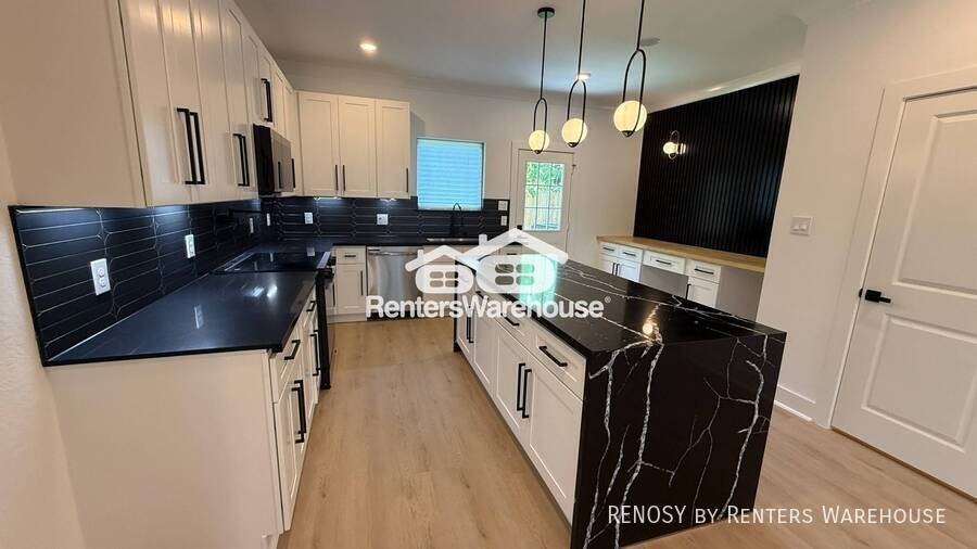 5414 Ina St - Photo 6 of 36