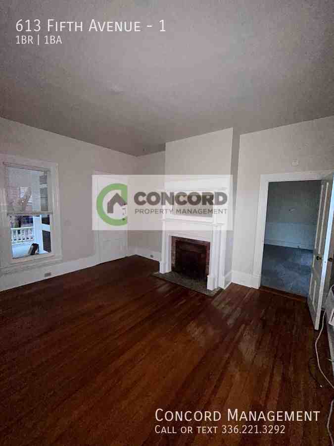 613 5th Ave #1 - Photo 5 of 15