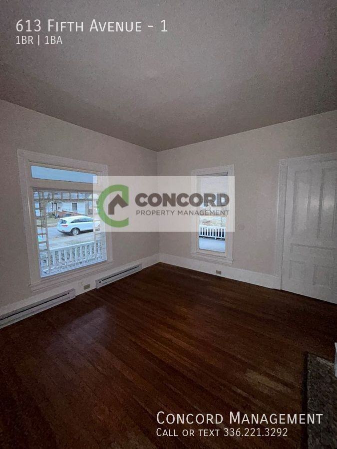 613 5th Ave #1 - Photo 6 of 15