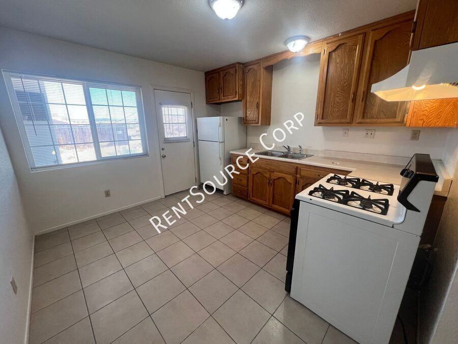 28188 Apache Ave #A - Photo 4 of 12